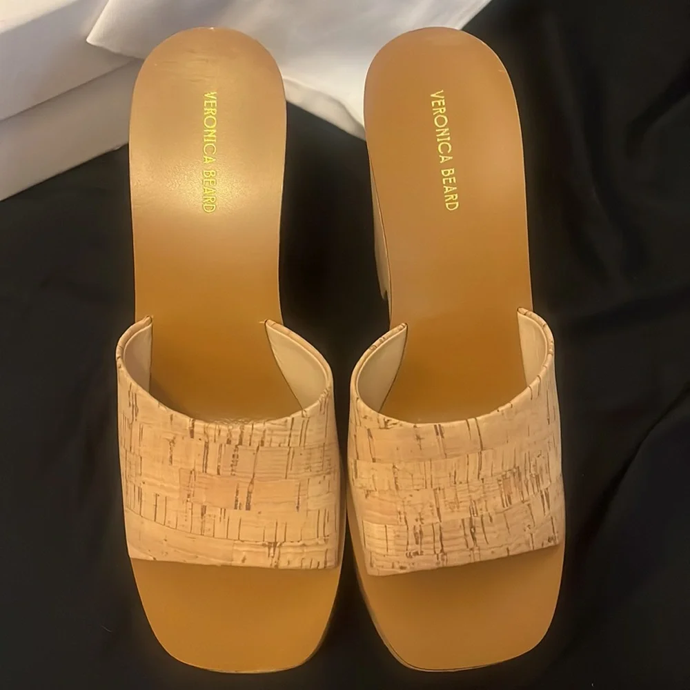 Veronica Beard Paulita Natural Cork Tan Platform Wedge Sandals New Size 9M